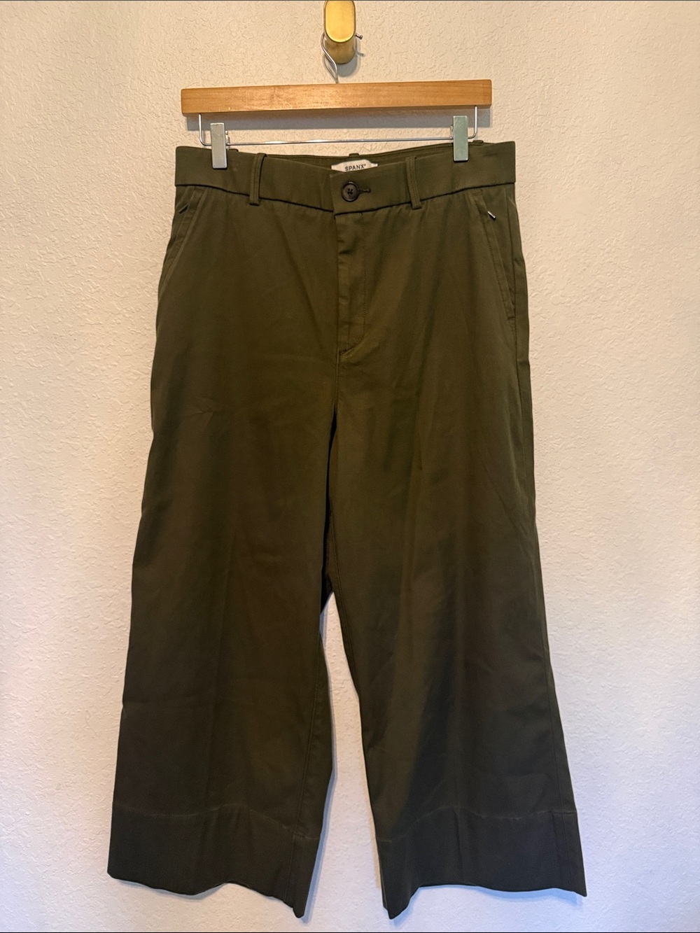 Spanx supersmooth Stretch Twill Wide Leg Pant large